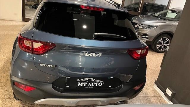 Kia Stonic 1.0 T-GDi 100 CV MHEV MT Black Edition