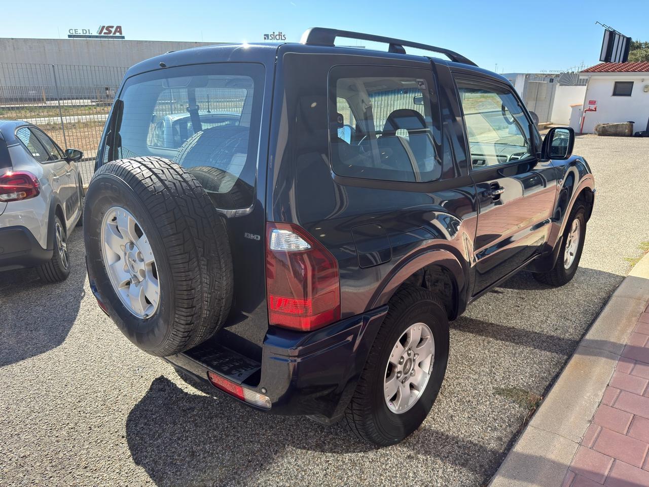 Mitsubishi Pajero 3.2 16V DI-D 3p. GLX