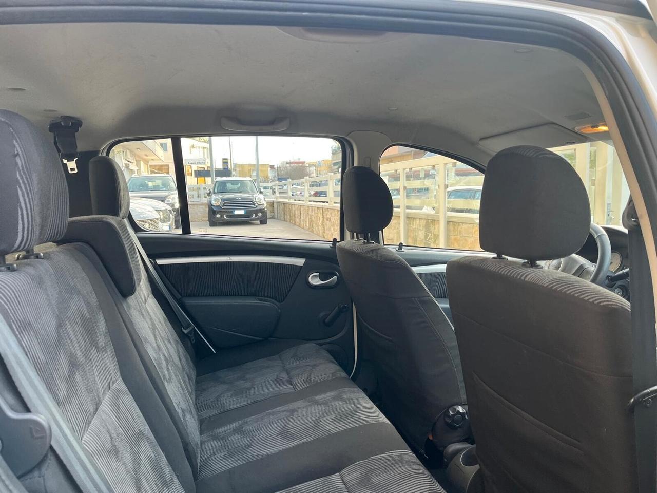 Dacia Sandero 1.5 dCi 70CV Lauréate