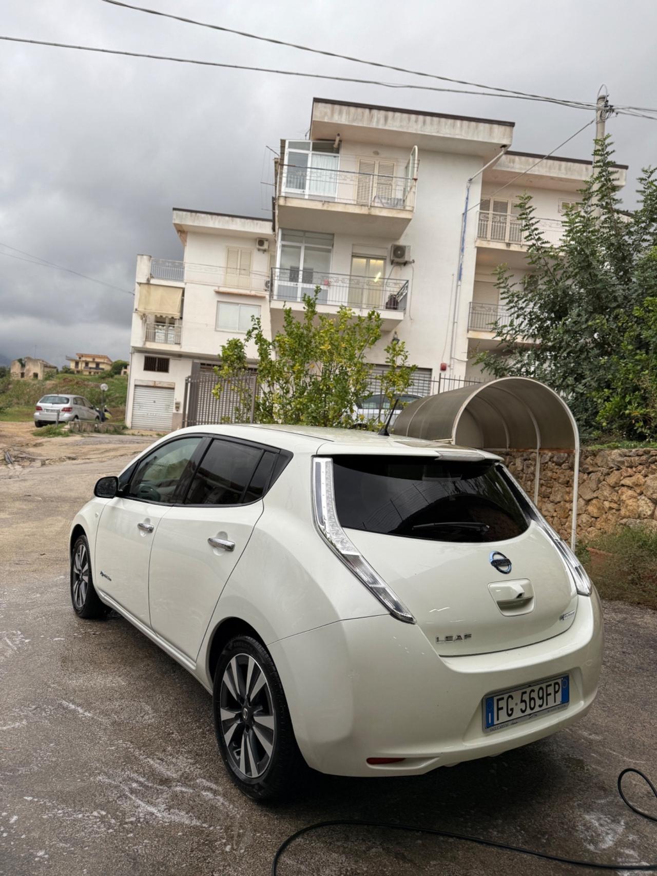 Nissan Leaf Tekna 30KWh