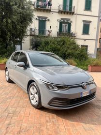 Volkswagen Golf 1.0 eTSI EVO DSG Life TUA NOLEGGIO GIORNALIERO