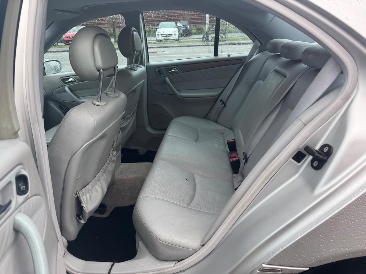 Mercedes-benz C 220 CDI cat Avantgarde 210.000km 2003