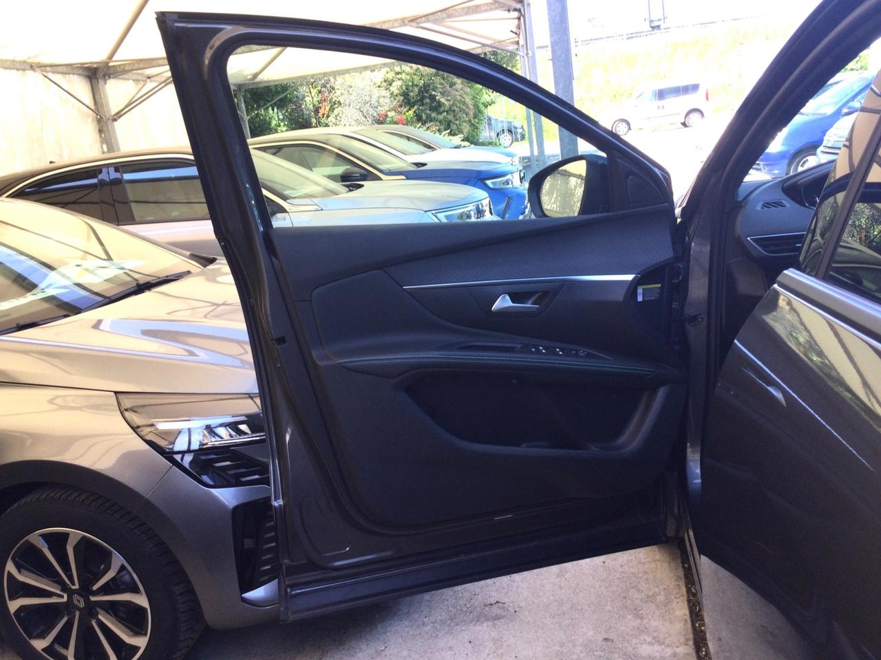 Peugeot 5008 BlueHDi 130 CV Automatico EAT8 Allure Pack 7 Posti