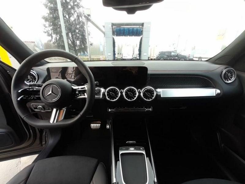 Mercedes-Benz EQB 250+ AMG Line Advanced