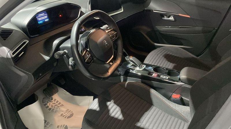 Peugeot 208 motore elettrico 136 CV 5 porte Allure
