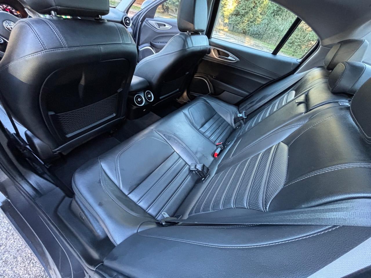 Alfa Romeo Giulia VELOCE