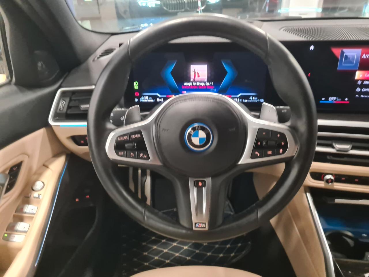 Bmw 330 330e xDrive Msport