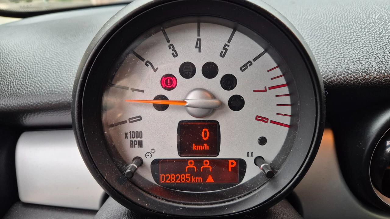 Mini Cooper Coupe 1.6 Coupé 28000 KM