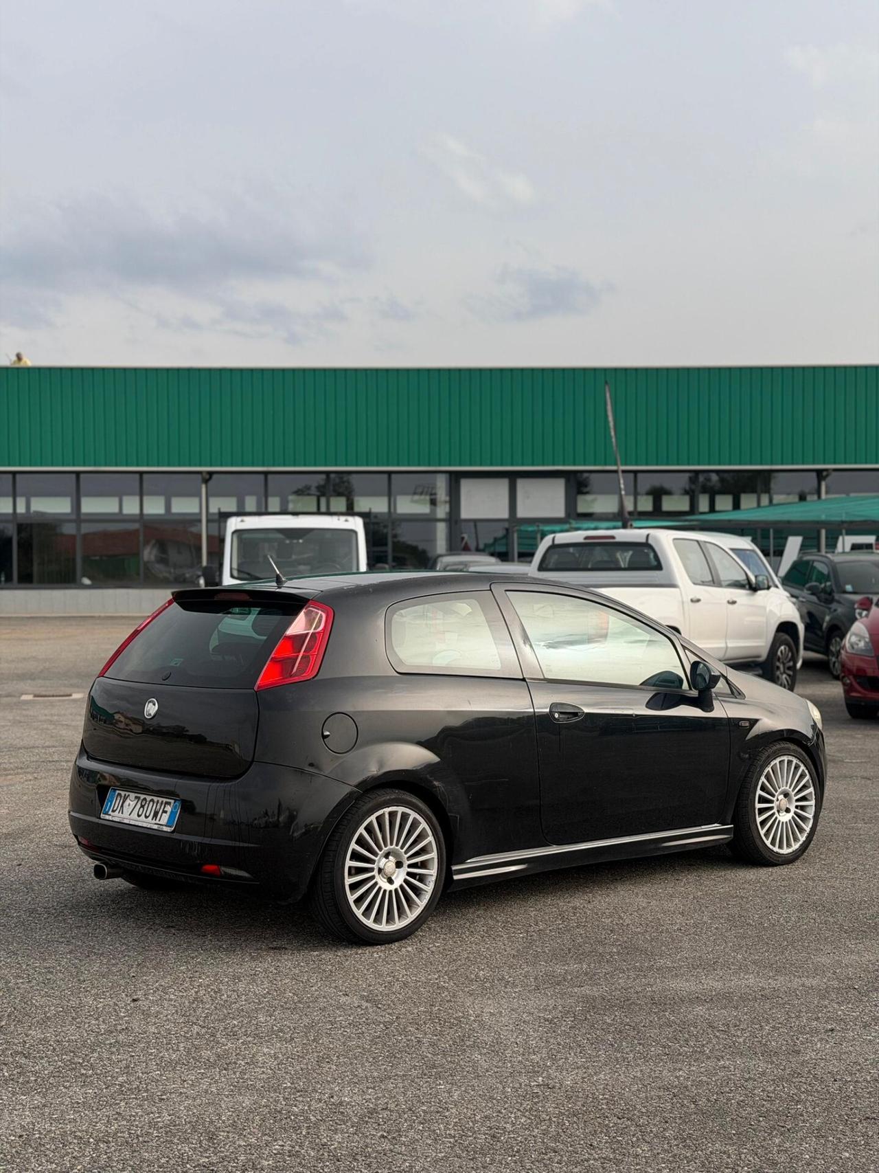 Fiat Grande Punto 1.9 MJT 130 CV 3 porte Sport
