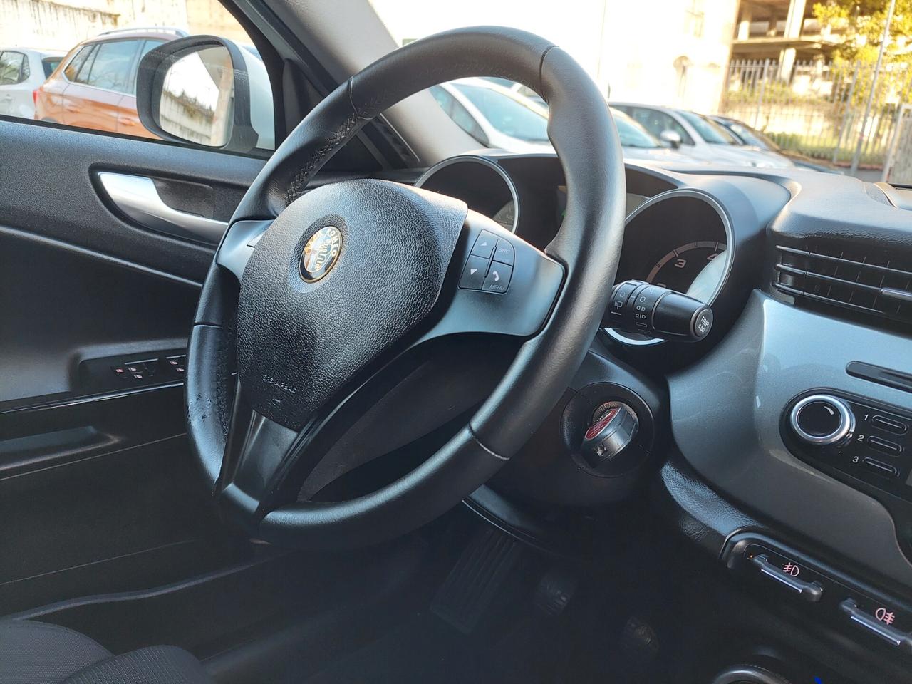 Alfa Romeo Giulietta 1.6 JTDm-2 105 CV Distinctive