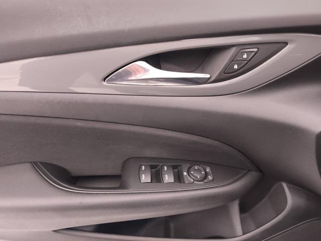OPEL Insignia 1.6 cdti Business s&s 136cv auto my18.5