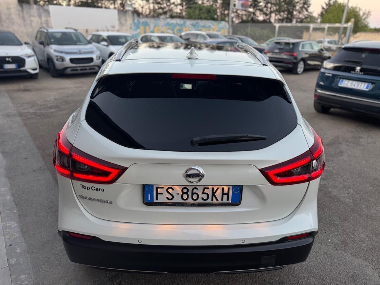 Nissan Qashqai 1.5 dCi N-Connecta tetto 360 metall