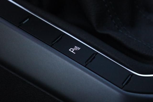 VOLKSWAGEN Taigo 1.0 TSI 115 CV DSG R-Line