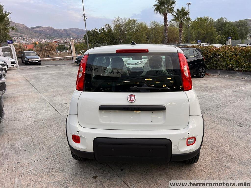 Fiat Panda 1.0 FireFly S&S Hybrid Pandina