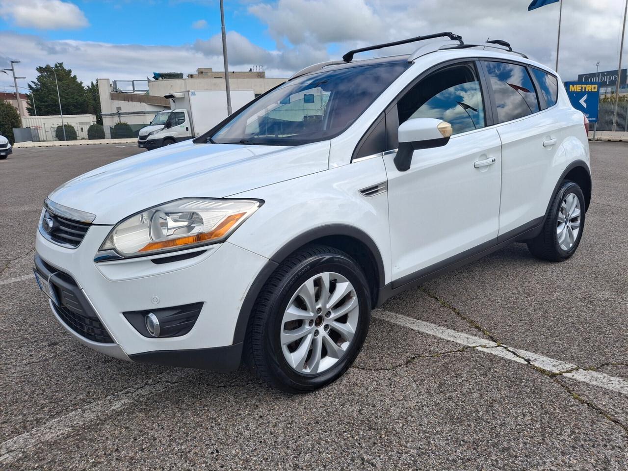 Ford Kuga 2.0 TDCi 136 CV. TITANIUM-TETTO PANORAMICO-