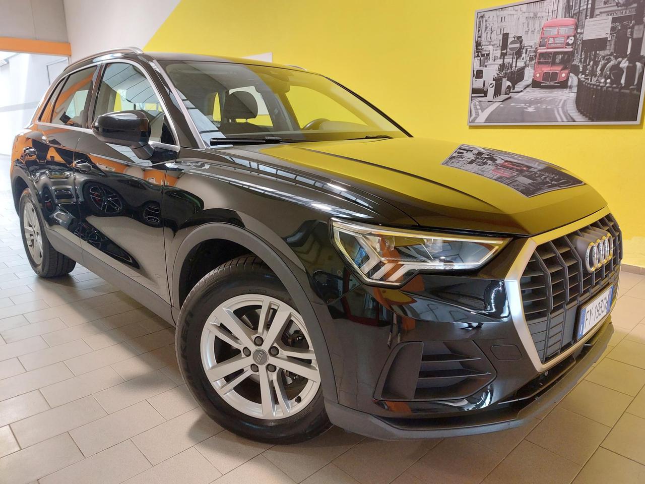 Audi Q3 35 2.0 tdi Business Advanced s-tronic