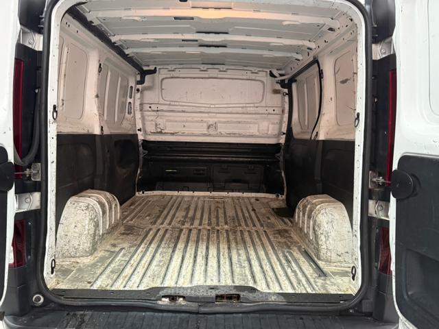 NISSAN NV300 27 1.6 dCi 120CV PC-TN Van