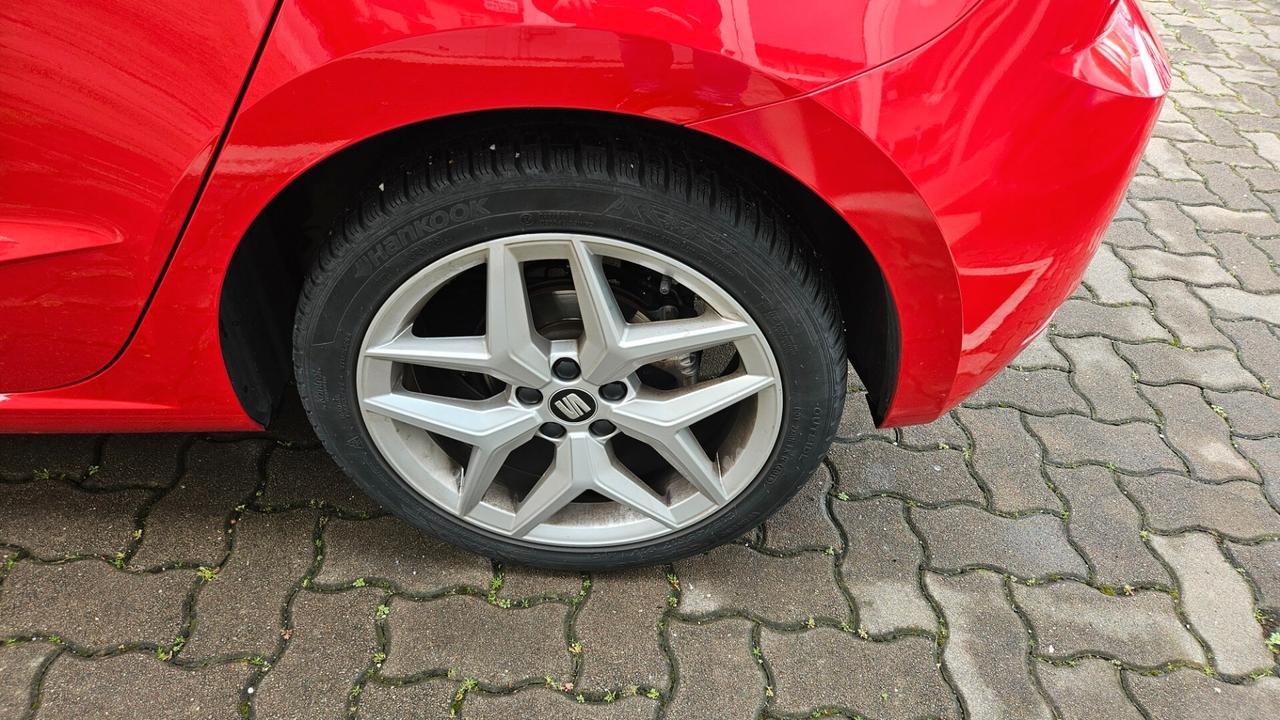 Seat Ibiza 1.0 ecotsi FR 110cv dsg NAVY-SED RISC-FULL LINK