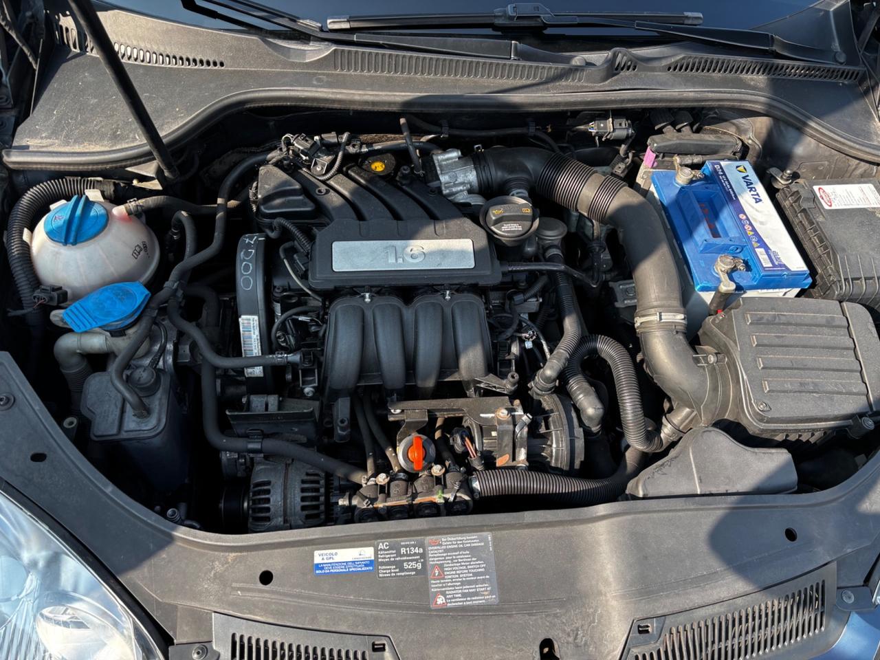 Volkswagen Golf 1.6 GPL,GARANZIA