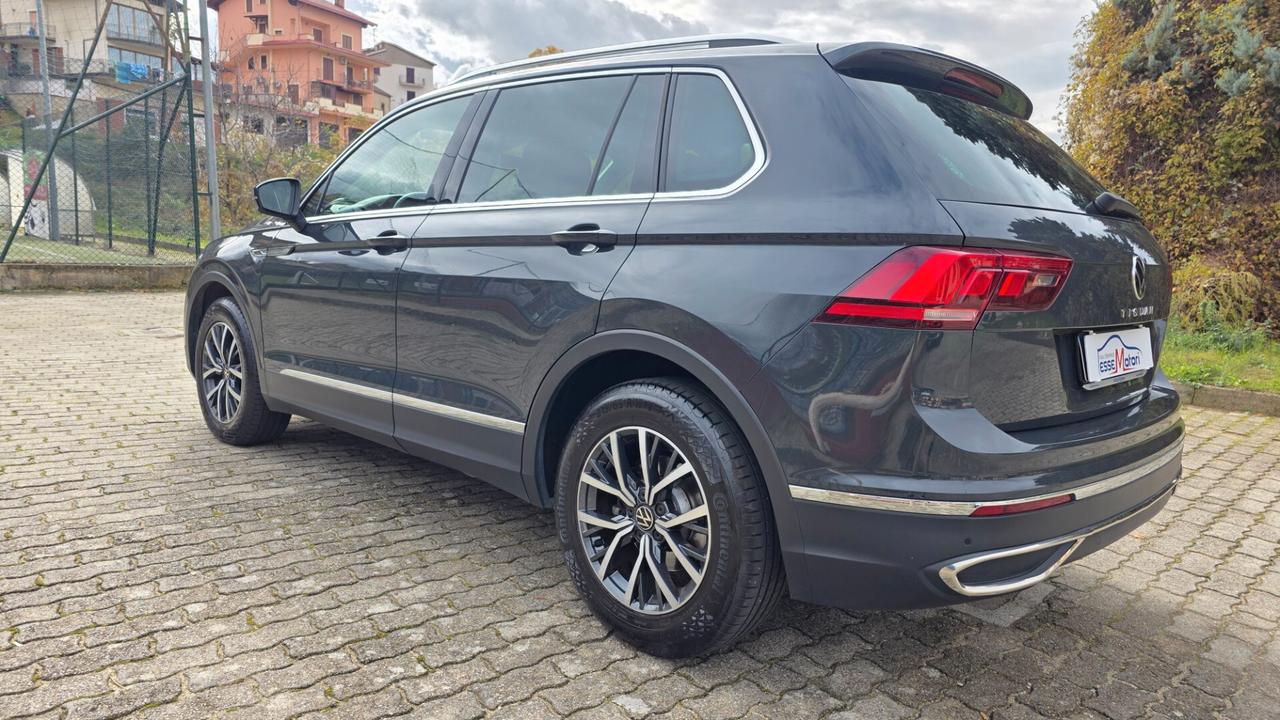 Volkswagen Tiguan 2.0 TDI 150 CV SCR DSG Elegance