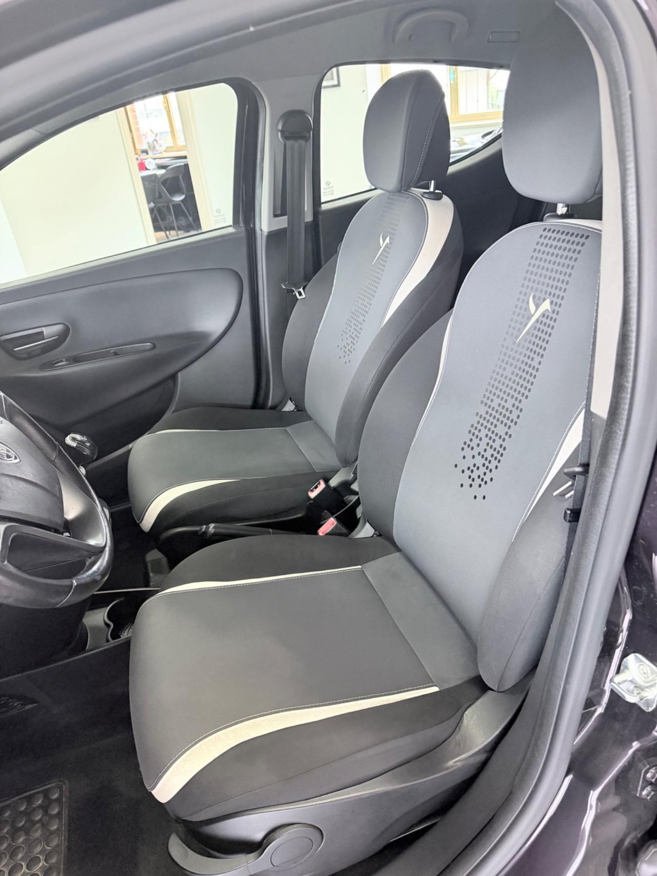 Lancia Ypsilon GPL GPL GPL