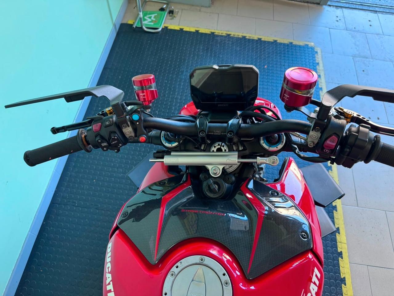 Ducati Streetfighter V4 S