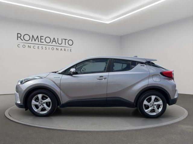 TOYOTA C-HR 1.8 Hybrid E-CVT Business 2WD