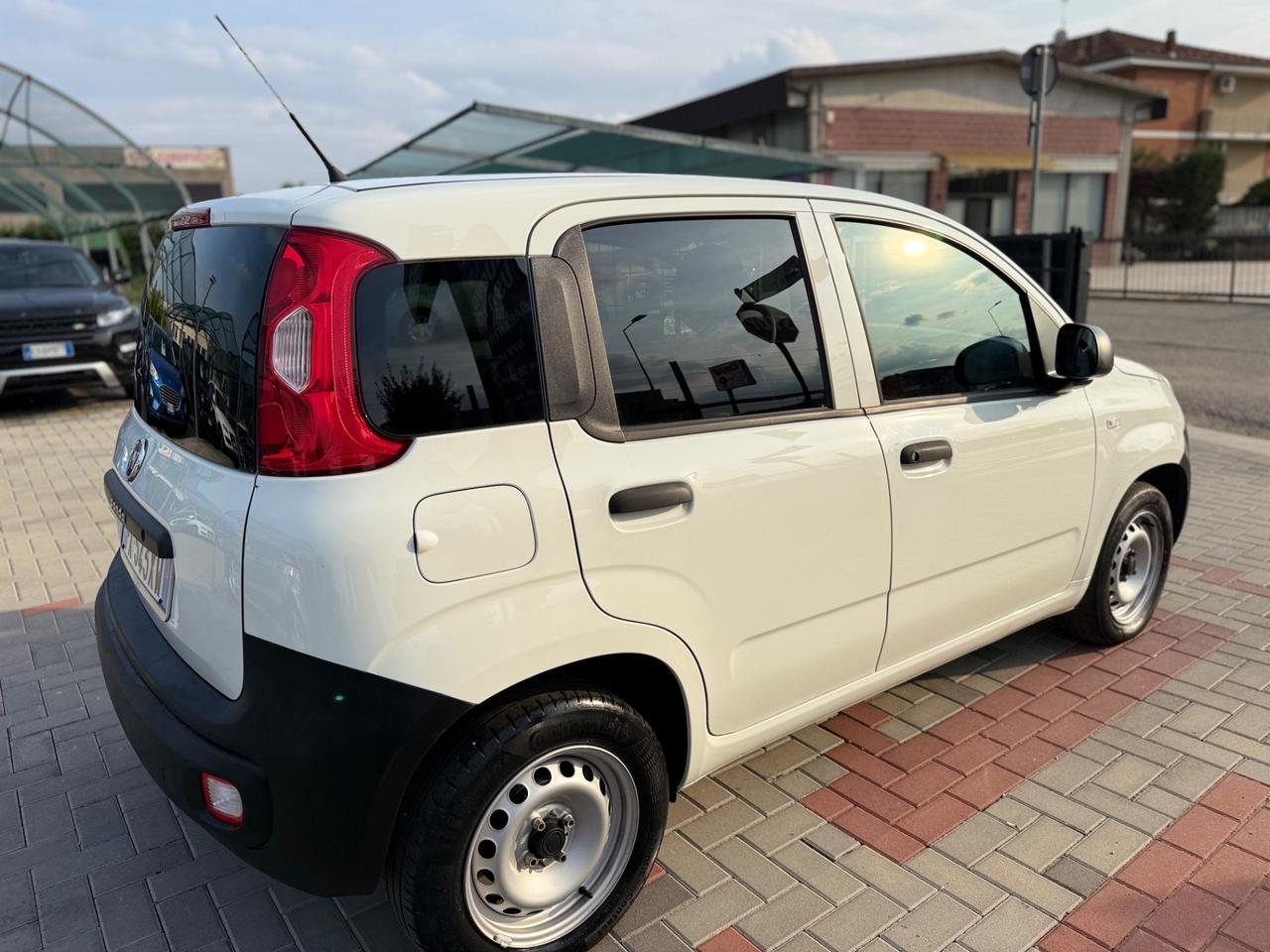 Fiat Panda 1.2 Pop Van 2 posti IVA ESPOSTA