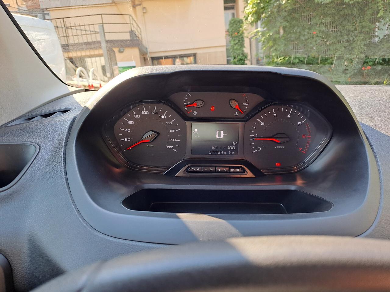 Peugeot Partner 1.5 BlueHDi 100cv PC Premium