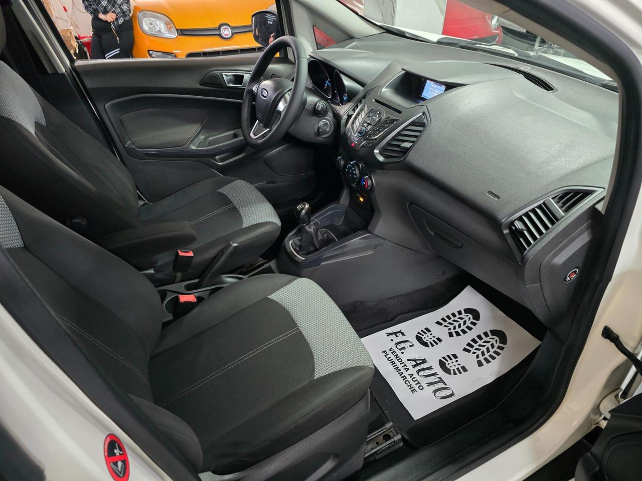 FORD ECOSPORT 2017 CON SOLI 98.000KM PARI AL NUOVO