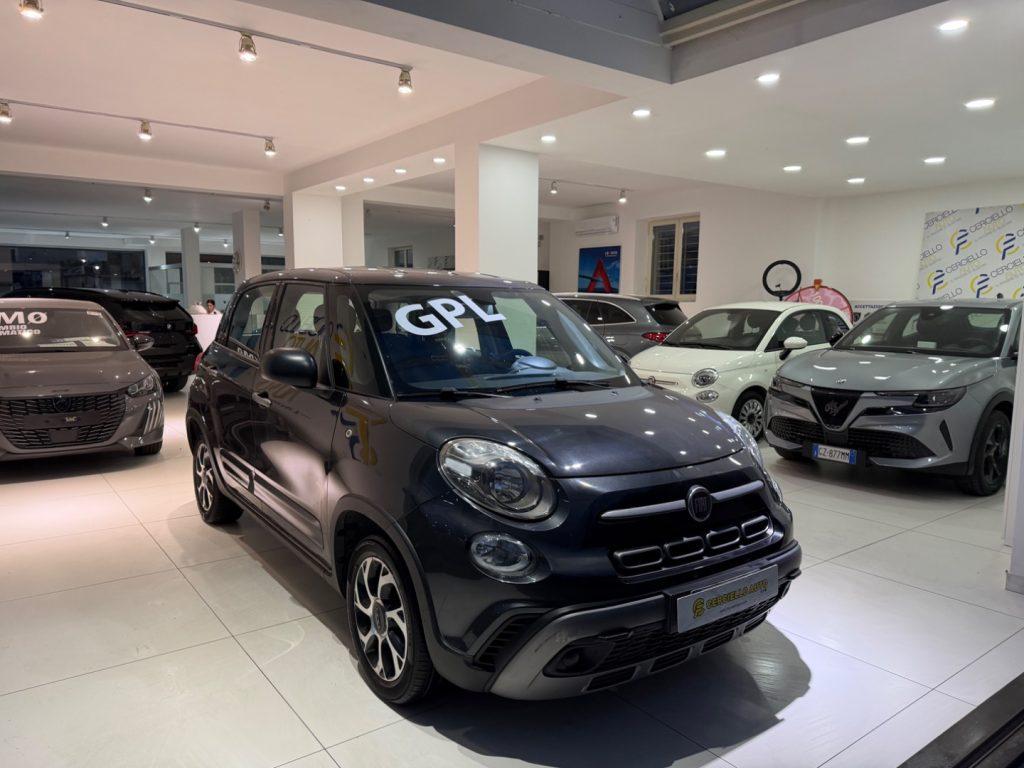 Fiat 500L 1.4 95 CV City Cross da €139,00