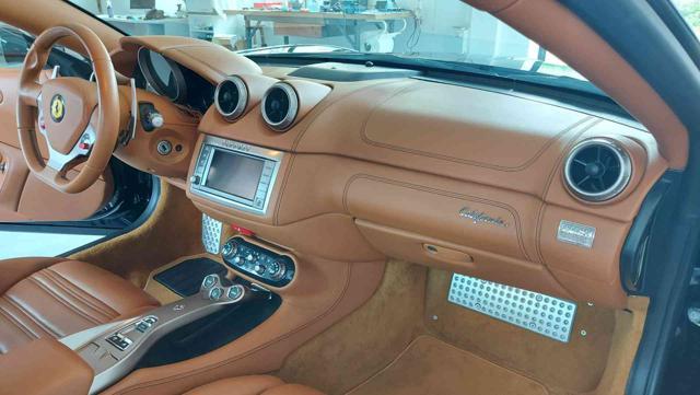 FERRARI California 13000km pari al nuovo IVA esposta