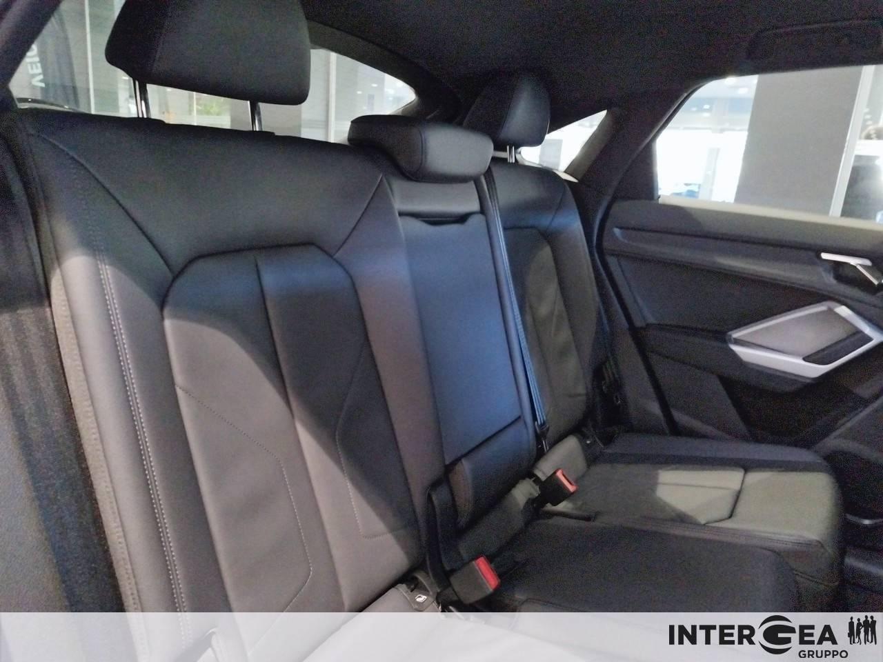 AUDI Q3 Sportback 35 2.0 tdi S line edition s-tronic