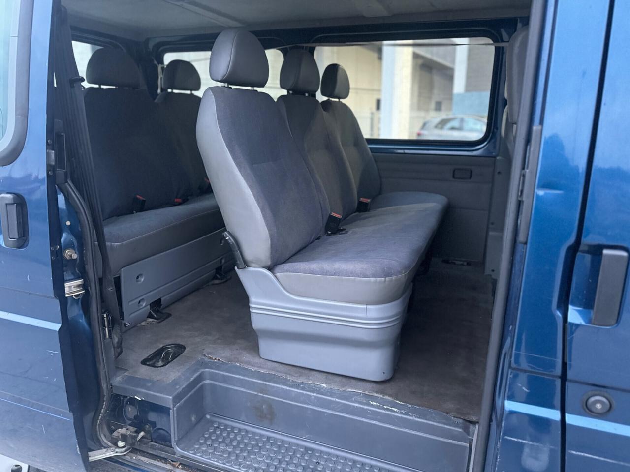 Ford Transit/ Tourneo 2.5 TD/100CV 9 POSTI full optional