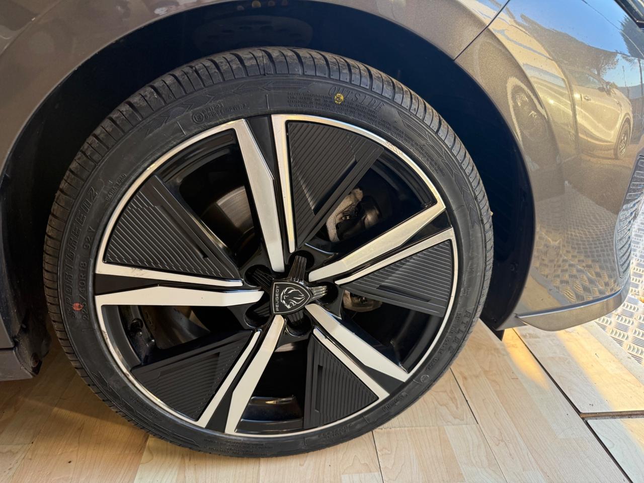 Peugeot 308 BlueHDi 130 S&S EAT8 SW GT