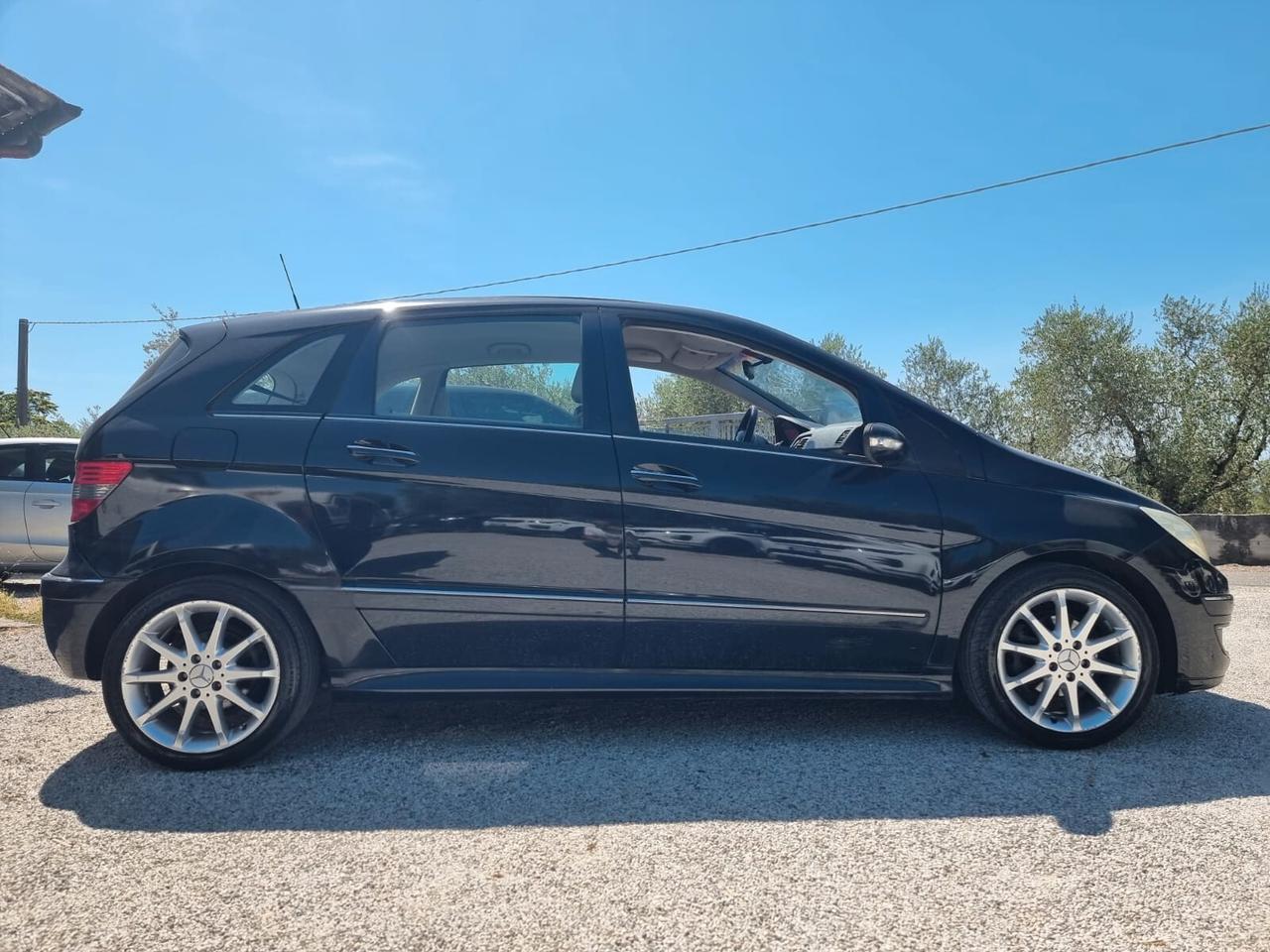 Mercedes-benz B 150 Sport NEOPATENTATI