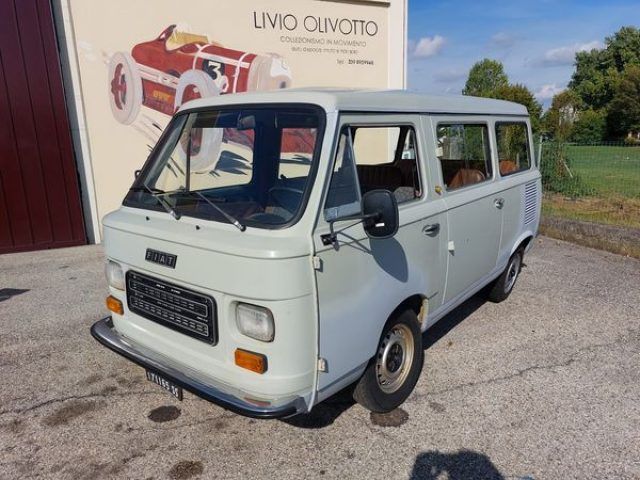 FIAT 900 T Pulmino ad 8 posti