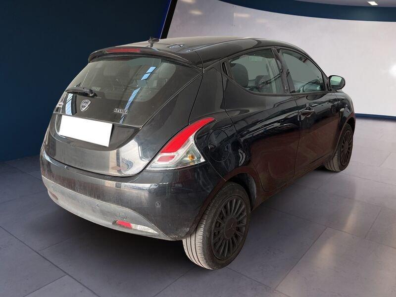 Lancia Ypsilon III 2015 1.0 firefly hybrid Silver s&s 70cv