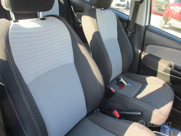 Toyota Yaris 1.5 HYBRID AUTOMATICA KM CERTIFICATI