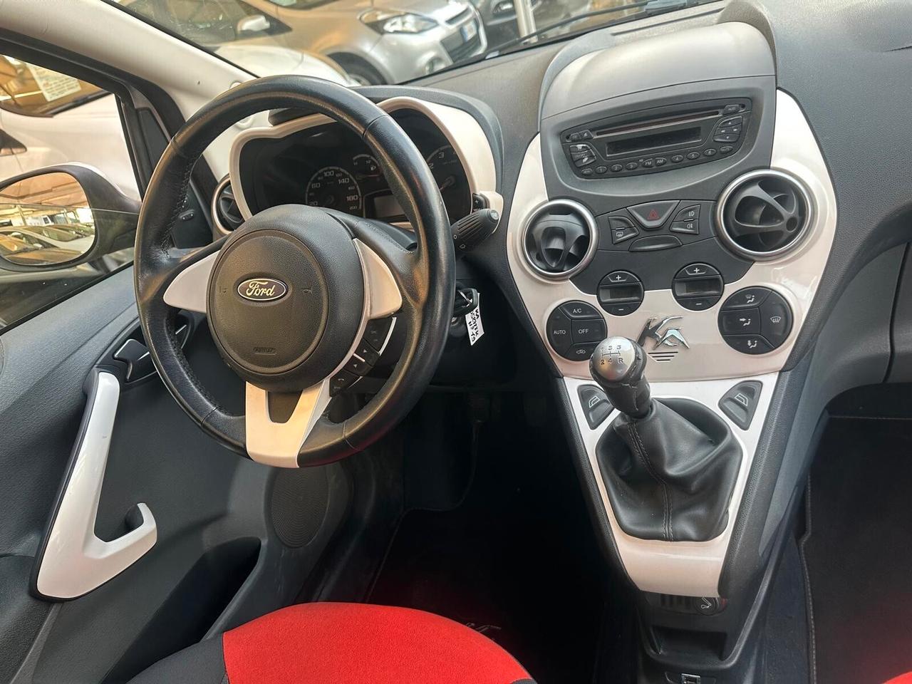 FORD KA 1,2 TITANIUM