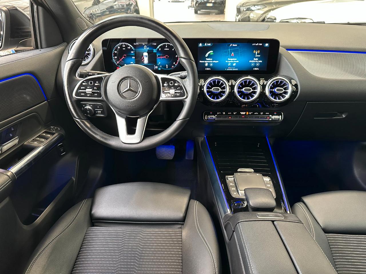 Mercedes GLA 200 d Sport Plus auto-LED-18"-Camera-Carplay-IVA