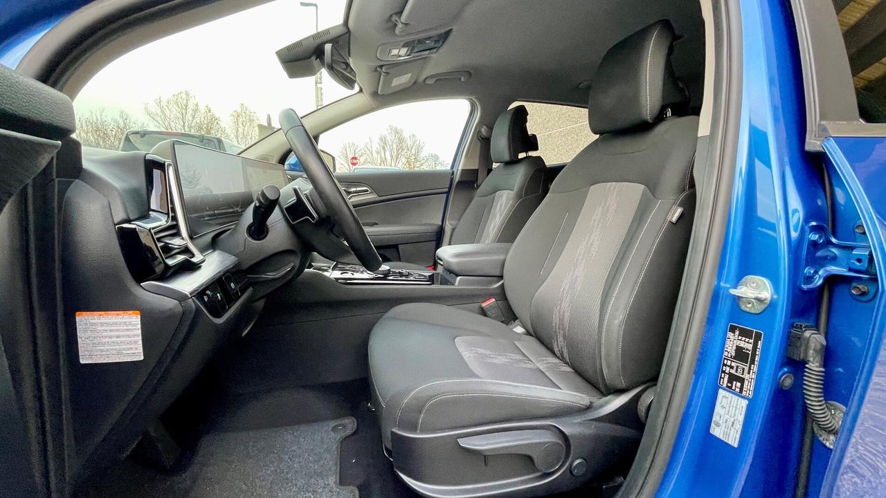 KIA SPORTAGE 1.6 CRDi MHEV STYLE 136CV - FULL LED, VIRTUAL COCKPIT, NEOPATENTATI