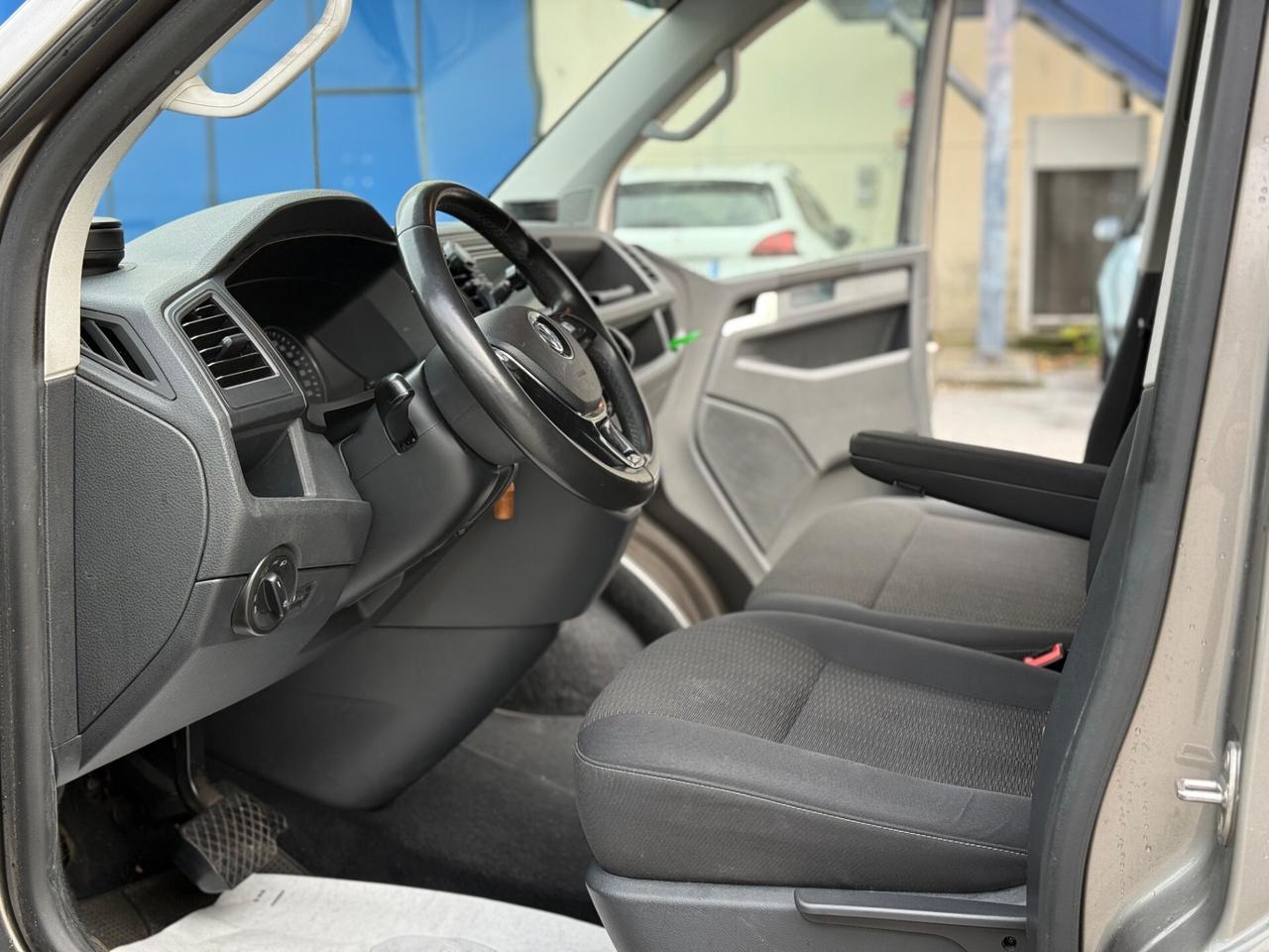 Volkswagen Caravelle 2.0 TDI 150CV DSG PL 9 POSTI