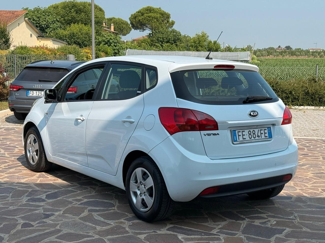 Kia Venga 1.4 CVVT - NEOPATENTATI -