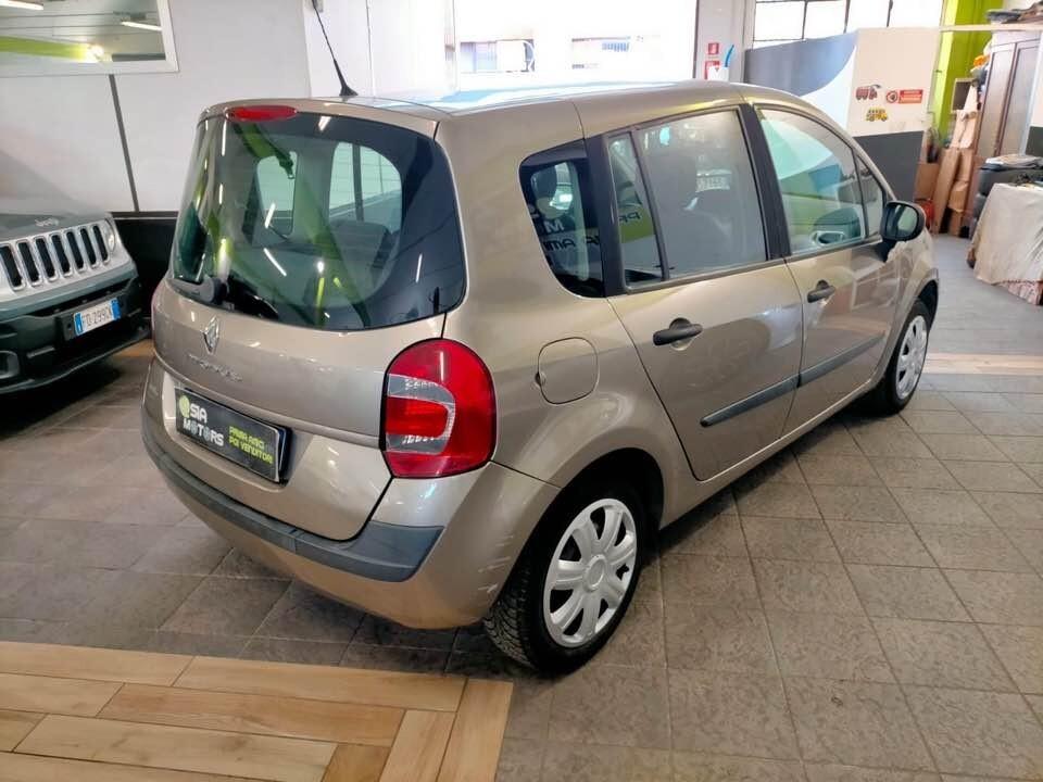 Renault Modus 1.2 PER NEO PATENTATI