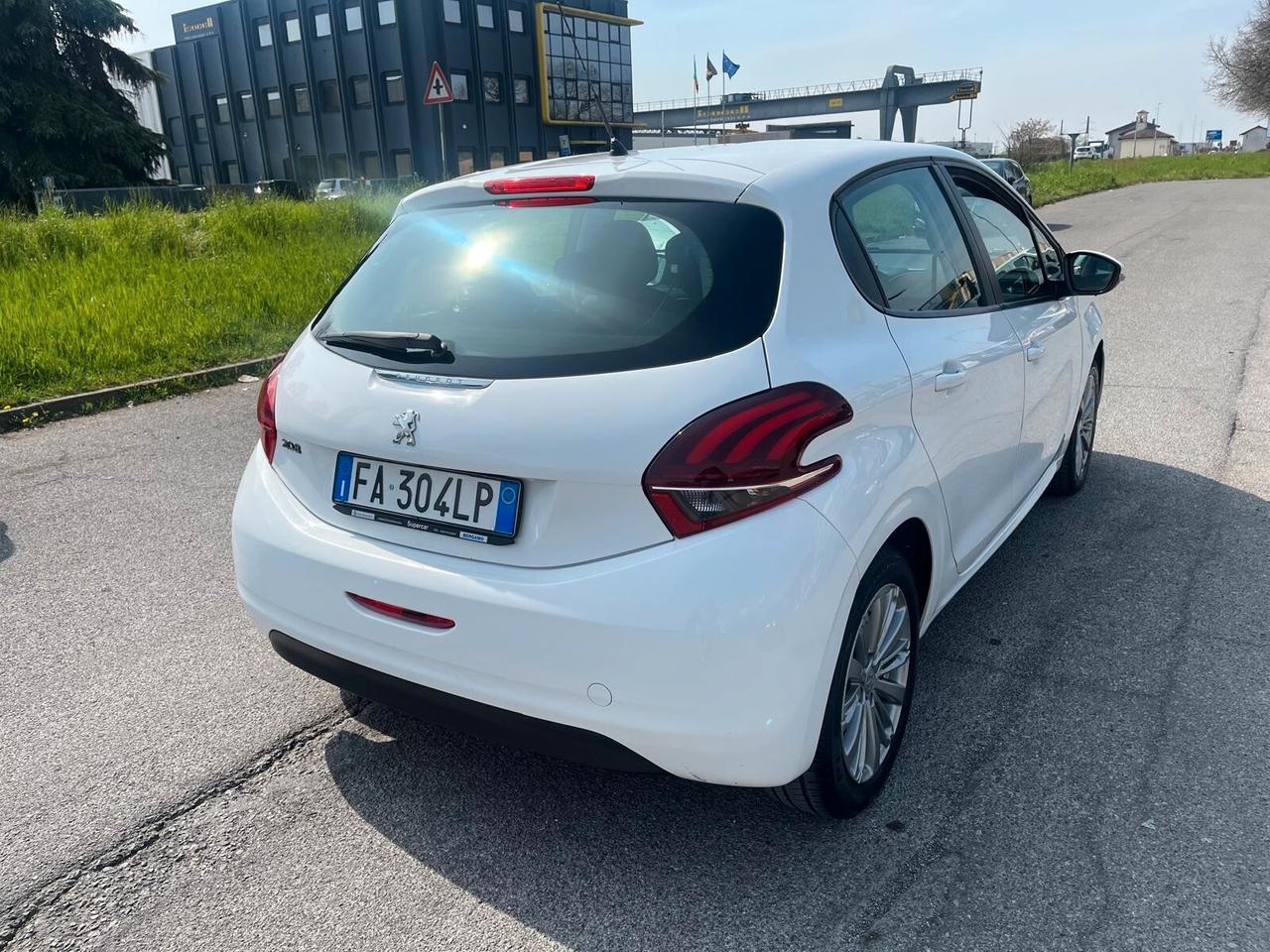 Peugeot 208 PureTech 82 5 porte Active