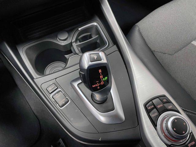 BMW 118 D URBAN 5P AUTO