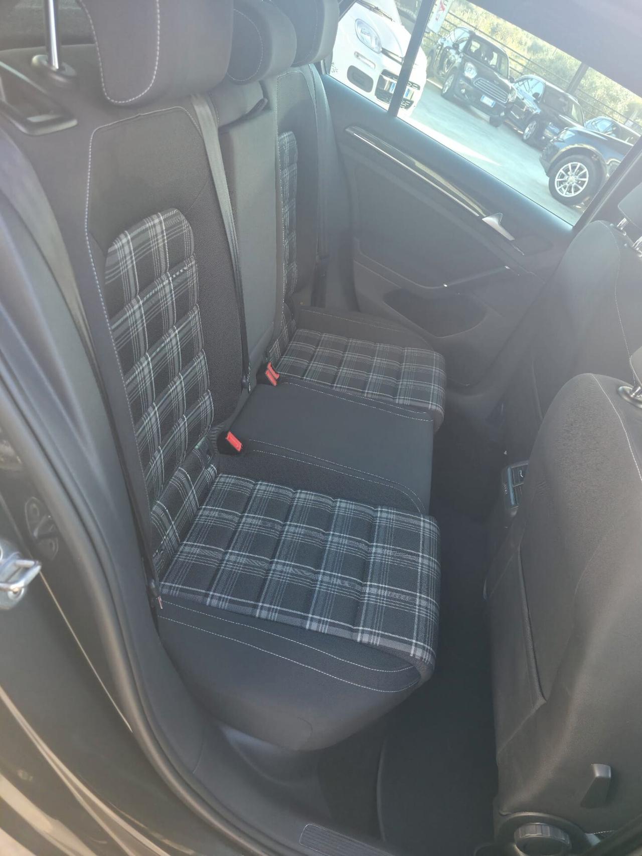 Volkswagen Golf Business GTD 2.0 TDI 5p. 4 Free BlueMotion Tech.