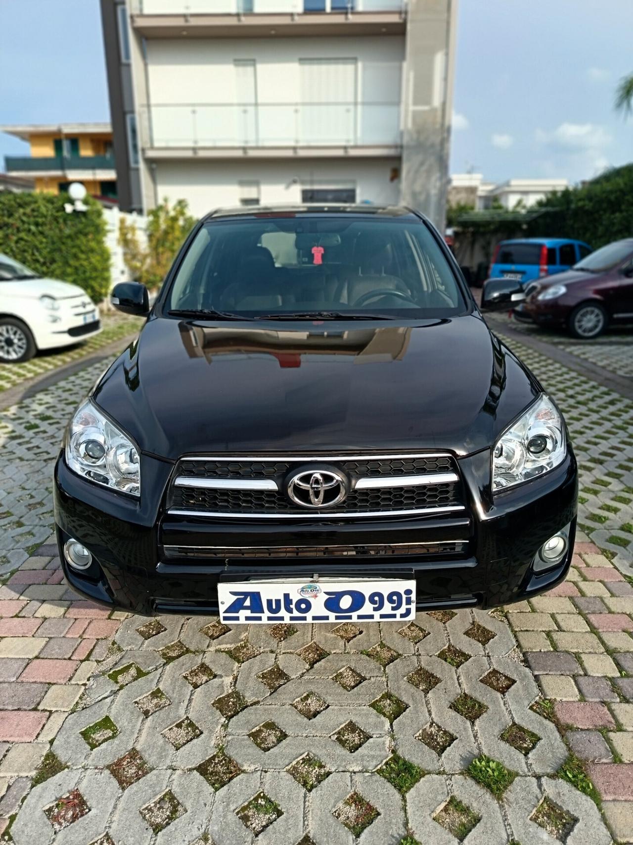 Toyota RAV 4 RAV4 2.2 D-4D 150 CV DPF Sol