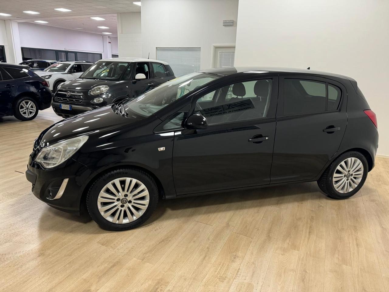 Opel Corsa 1.2 85CV 5 porte GPL